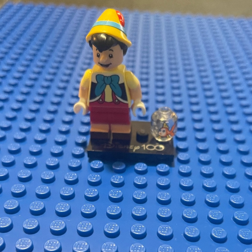 Lego Disney 100 years of Wonder mini figure